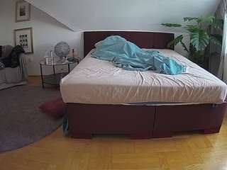 Nude Russian Models camsoda voyeurcam-julmodels-whitebed-3