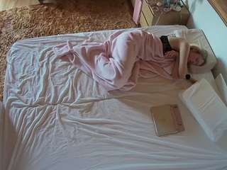 voyeurcam-julmod... Live Webcam on CamSoda