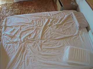 voyeurcam-julmodels-whitebed-3 Live Webcam on CamSoda
