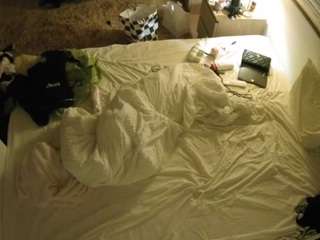 voyeurcam-julmodels-whitebed-3 Live Webcam on CamSoda