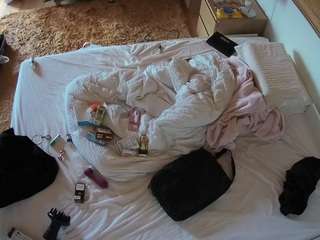 voyeurcam-julmodels-... webcam