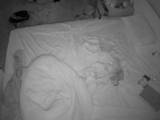 voyeurcam-julmodels-whitebed-3 Profile Image