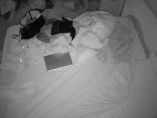 voyeurcam-julmod... Live Webcam on CamSoda