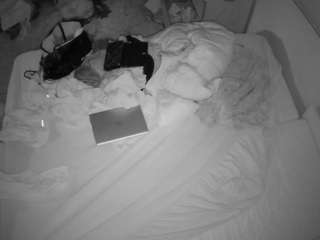 voyeurcam-julmodels-... webcam