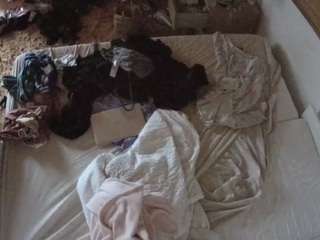 voyeurcam-julmodels-... webcam