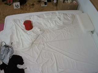 voyeurcam-julmodels-whitebed-3 webcam model