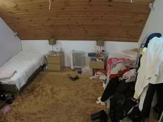 le modèle voyeurcam-julmodels-whitebed-3 est en webcam porno dans un show sur le site camsoda, il possède les tags suivants: ass,beautiful,bedroom,body massage,classy,flashing,julmodels-house,thong,voyeur,hd