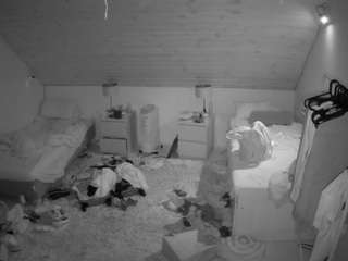 Julmodels Bedroom-C3 live webcam show