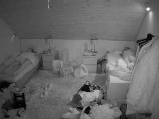 Julmodels Bedroom-C3 live cam preview
