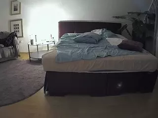 Julmodels Bedroom-C3's Live Sex Cam Show