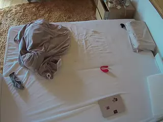 Julmodels Bedroom-C3's Live Sex Cam Show