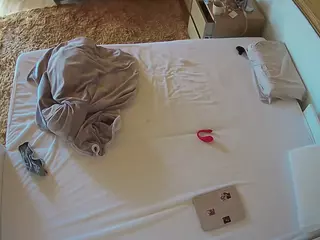 Julmodels Bedroom-C3's Live Sex Cam Show