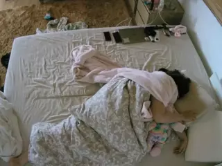 Julmodels Bedroom-C3's Live Sex Cam Show