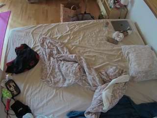 voyeurcam-julmodels-whitebed-4 Black Cam Models camsoda