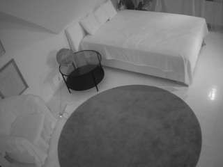 voyeurcam-julmodels-whitebed-4 camsoda Lesbain Sex Chat 