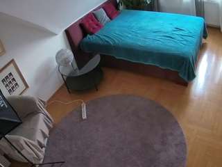 camsoda voyeurcam-julmodels-whitebed-4