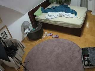 voyeurcam-julmodels-whitebed-4 Cam Model Site camsoda