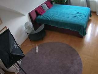 voyeurcam-julmodels-whitebed-4 Cam Hottest Models camsoda