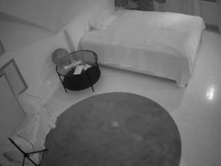 voyeurcam-julmodels-whitebed-4 camsoda Mature Cam Chaterbate 