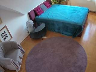 voyeurcam-julmodels-whitebed-4 camsoda Imlive Cam 