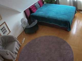 Voyeur H Ouse camsoda voyeurcam-julmodels-whitebed-4