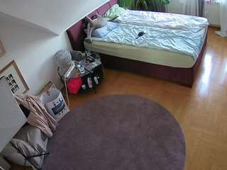 voyeurcam-julmodels-whitebed-4 Models Webcam camsoda