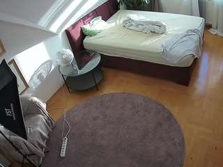 Camsoda Model Login camsoda voyeurcam-julmodels-whitebed-4