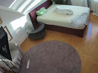 Voyeur Hpuse camsoda voyeurcam-julmodels-whitebed-4