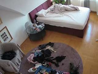 Big Tits Sexy Models camsoda voyeurcam-julmodels-whitebed-4