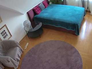 voyeurcam-julmodels-whitebed-4 Barbie Bed House camsoda