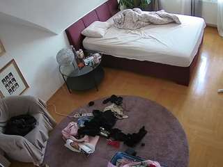 voyeurcam-julmodels-whitebed-4 Free Live Cam Voyeur camsoda