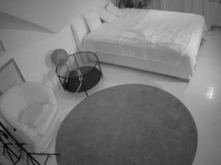 Stripper Bed camsoda voyeurcam-julmodels-whitebed-4