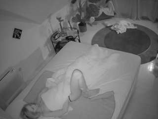 voyeurcam-julmod... Live Webcam on CamSoda