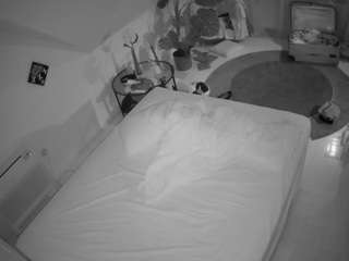 voyeurcam-julmod... Live Webcam on CamSoda