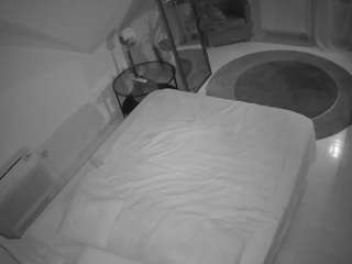 voyeurcam-julmod... Live Webcam on CamSoda