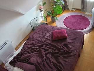 voyeurcam-julmodels-whitebed-4 Live Webcam on CamSoda
