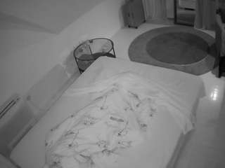 voyeurcam-julmod... Live Webcam on CamSoda