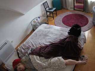voyeurcam-julmodels-whitebed-4 Profile Image