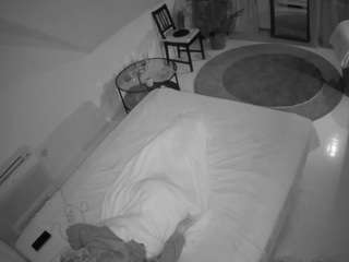 voyeurcam-julmod... Live Webcam on CamSoda