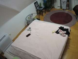voyeurcam-julmodels-whitebed-4 Hidden cam live webcam