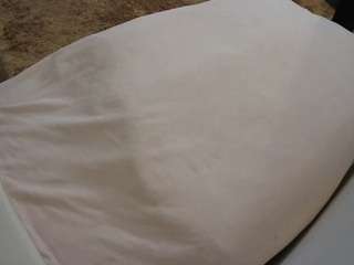 voyeurcam-julmodels-whitebed-4