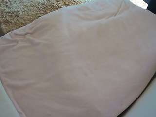 voyeurcam-julmodels-whitebed-4