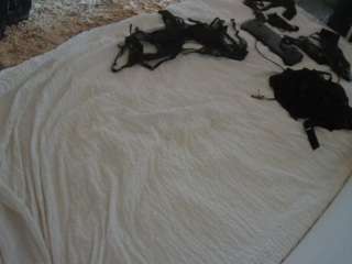 voyeurcam-julmodels-whitebed-4 webcam