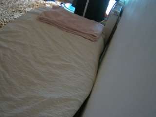 voyeurcam-julmodels-whitebed-4 Sex live webcam