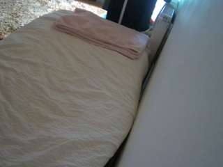 voyeurcam-julmodels-whitebed-4 webcam