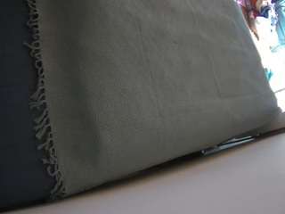 voyeurcam-julmodels-whitebed-4