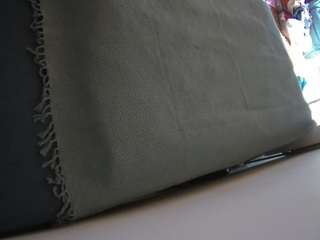voyeurcam-julmodels-whitebed-4