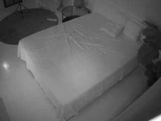 Ams Models Nude camsoda voyeurcam-julmodels-whitebed-5