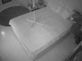 voyeurcam-julmodels-whitebed-5 Free Cam Models camsoda