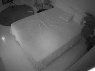 Mayamelony camsoda voyeurcam-julmodels-whitebed-5